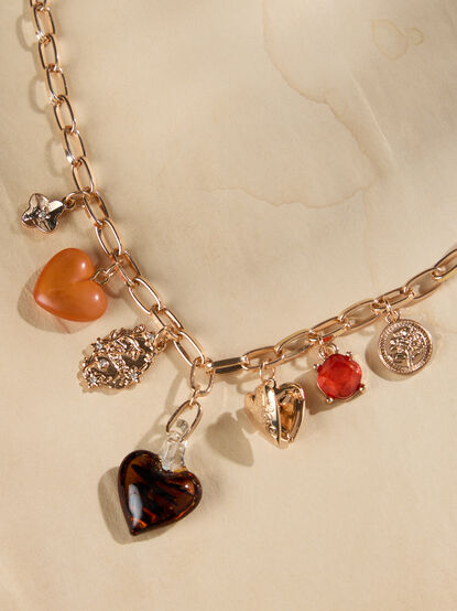 Heart Charm Dangle Necklace - TULLABEE