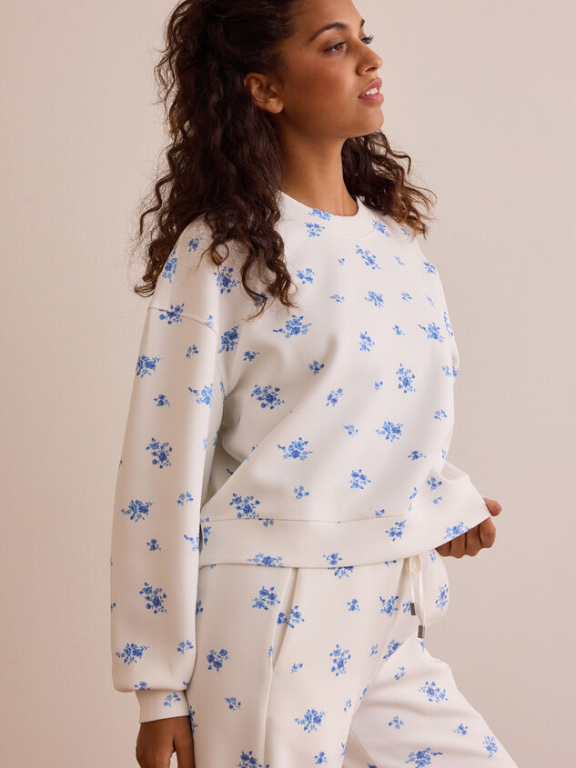 Floral Supersoft Crew Pullover Detail 4 - TULLABEE