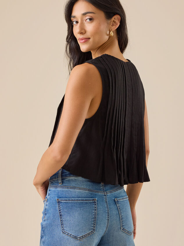 Braleigh Linen Pleated Top Detail 3 - TULLABEE