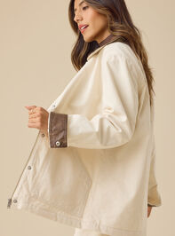 Anna Barn Jacket Detail 4 - TULLABEE