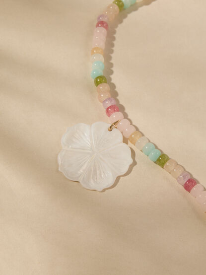 Beaded Mop Shell Necklace - TULLABEE