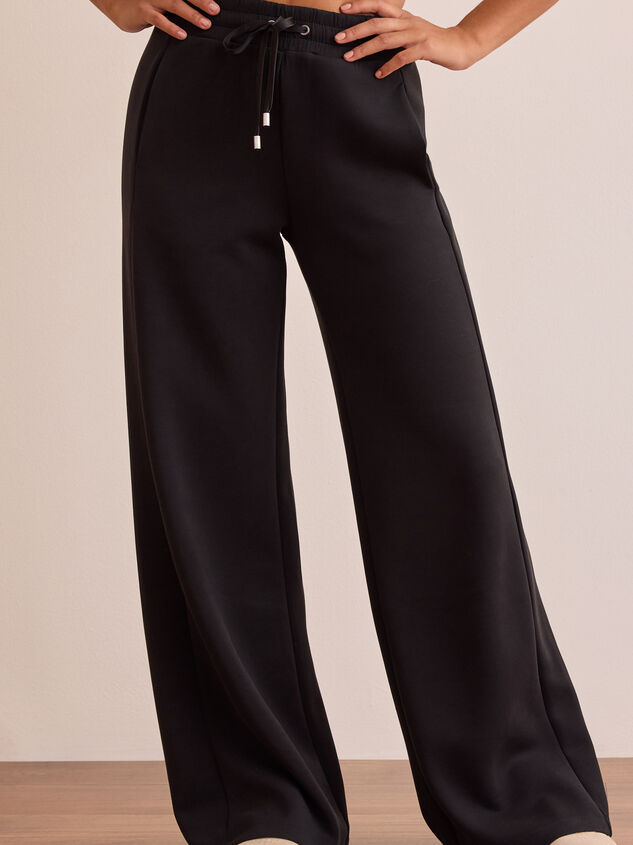 Supersoft Wide Leg Pants Detail 3 - TULLABEE