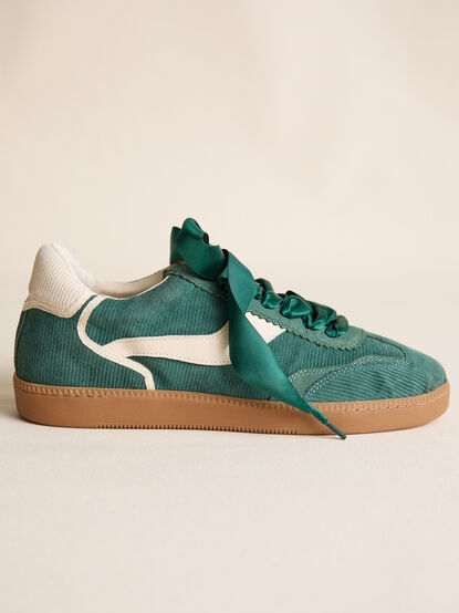 Notice Sneakers By Dolce Vita - TULLABEE