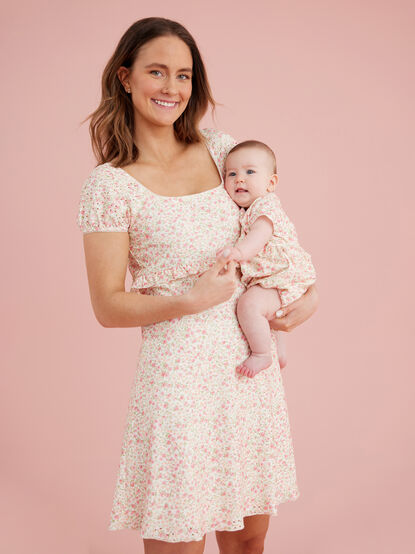 Emery Eyelet Floral Mama Dress - TULLABEE