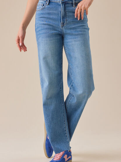 Stetson High Rise Jeans - TULLABEE