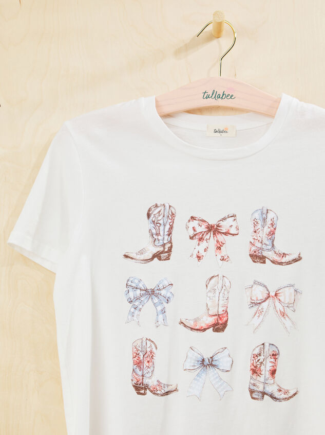 Boots and Bows Mama Tee Detail 2 - TULLABEE