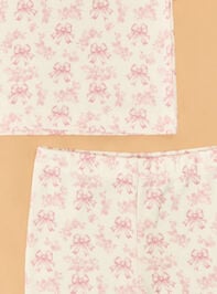 Bonnie Bows Toile Lounge Set Detail 2 - TULLABEE