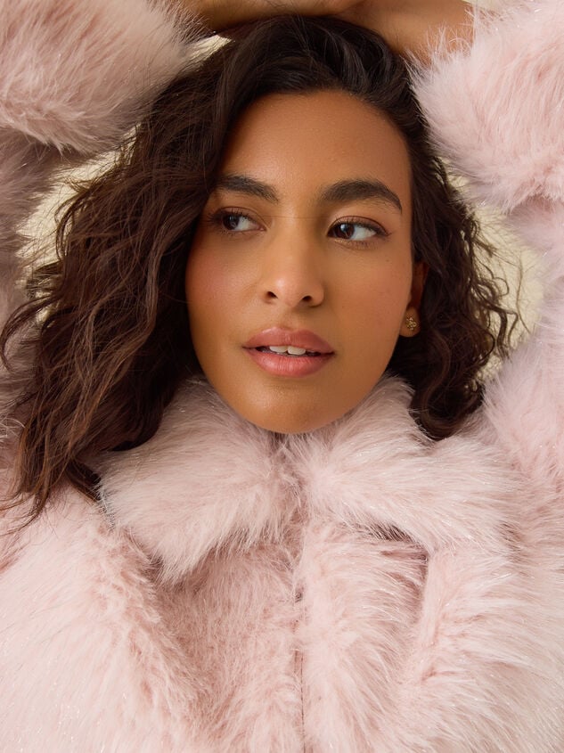Elle Fur Jacket Detail 3 - TULLABEE