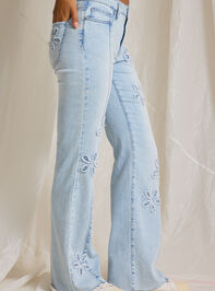 Belle Floral Jeans Detail 4 - TULLABEE