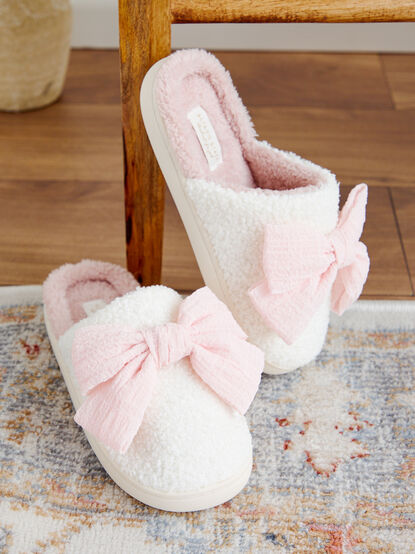 Bonnie Bow Slippers - TULLABEE