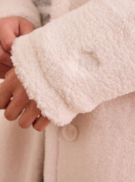 Aspen Overlook Teddy Coat Detail 7 - TULLABEE