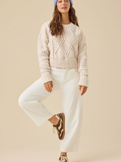 Everley Chenille Cable Sweater - TULLABEE