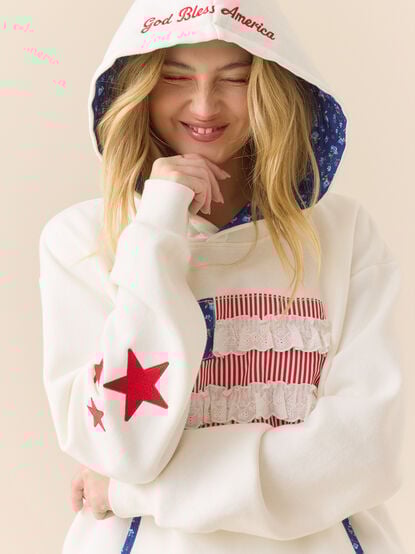 Americana Darling Hoodie - TULLABEE