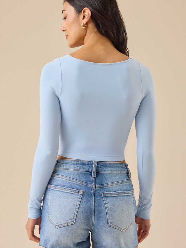 Everyday Seamless Long Sleeve Top Detail 4 - TULLABEE