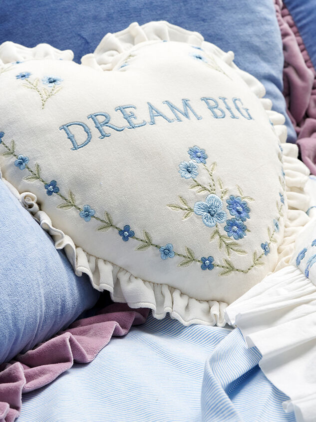 Ava Heart Pillow Detail 4 - TULLABEE
