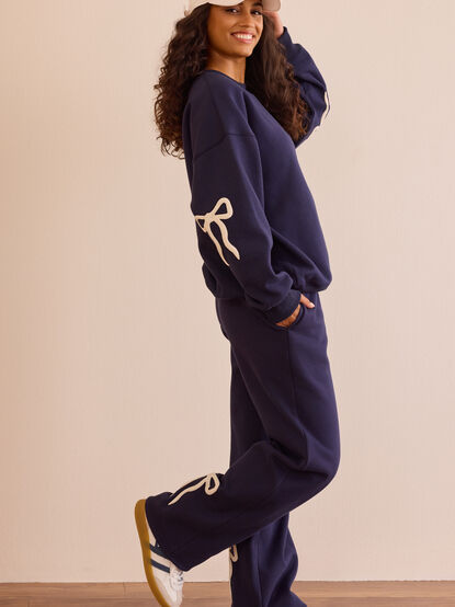 Layup Bow Straight Leg Pant - TULLABEE