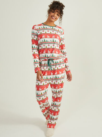 Festive Fair Isle Mama Pajama Set - TULLABEE