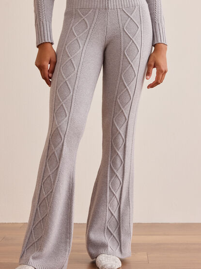 Alpine Escape Flare Pants - TULLABEE