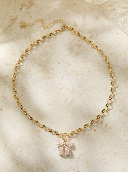 Colette Pearl Bow Charm Necklace - TULLABEE