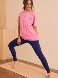 Meet Me At The Beach Graphic Tee Detail 5 - TULLABEE