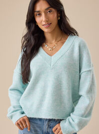 Lily Kate Textured Sweater Detail 3 - TULLABEE