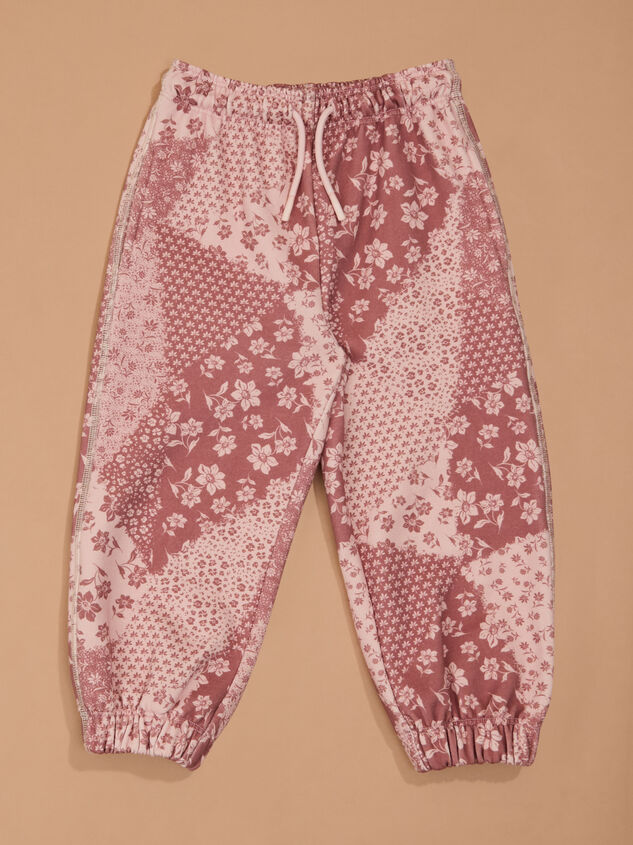 Bouquet Sweatpant Detail 2 - TULLABEE