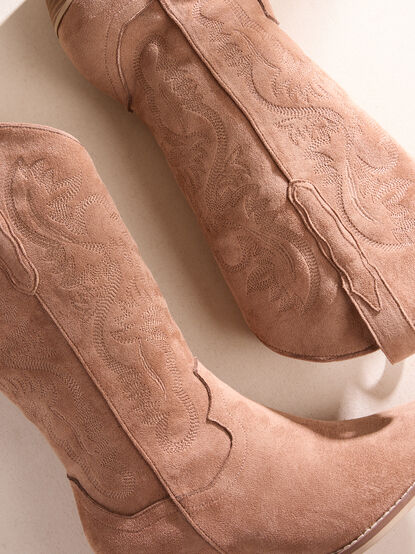 Amaya Western Boots - TULLABEE