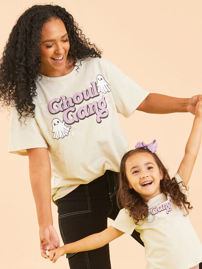 Ghoul Gang Mama Graphic Tee - TULLABEE
