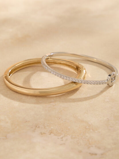 Dainty Mixed Metal Bangle Set - TULLABEE