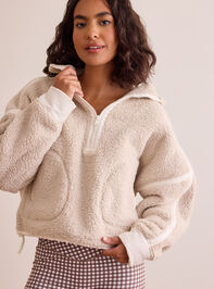 Sprint Sherpa Quarter Zip Detail 3 - TULLABEE