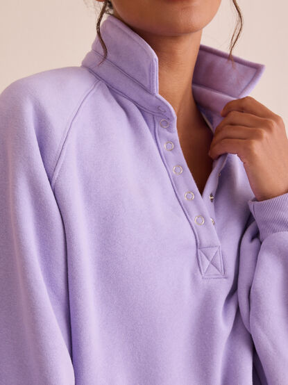 Peak Balloon Sleeve Pullover - TULLABEE