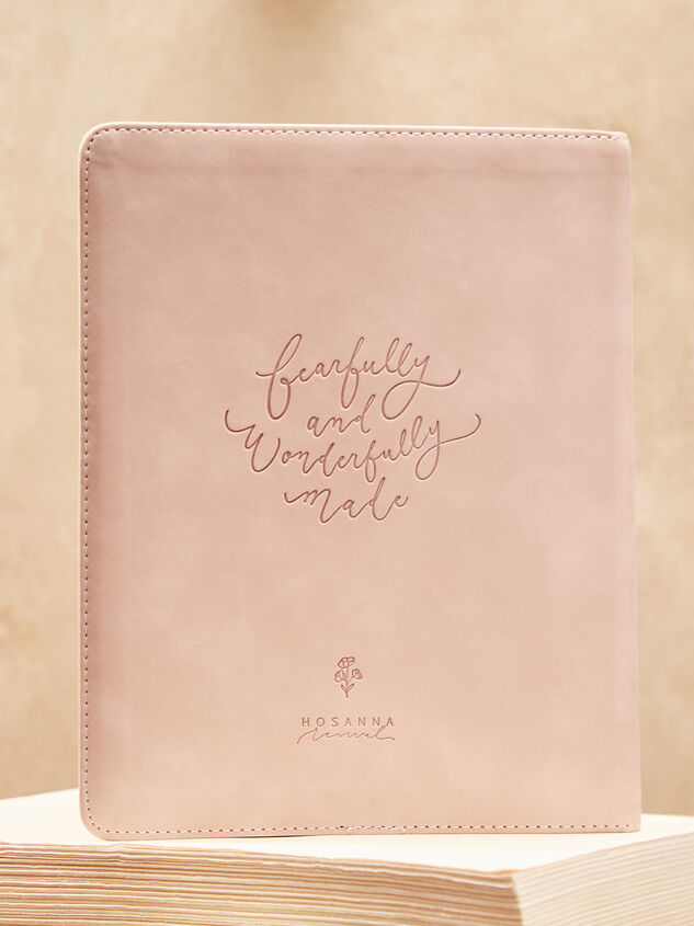 Hosanna Revival Notetaking Bible- Shiloh Theme Detail 4 - TULLABEE