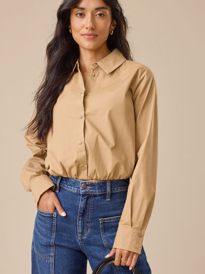 Teagan Banded Hem Button-Up - TULLABEE