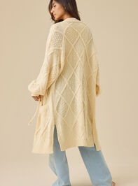 Mariana Cable Knit Cardigan Detail 4 - TULLABEE