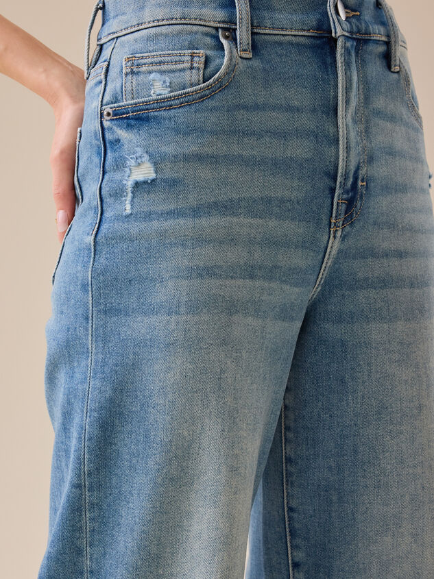Rollins Straight Leg Jeans Detail 3 - TULLABEE