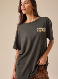 Halloween Town Graphic Tee - TULLABEE