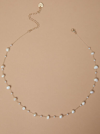 Dainty Pearl Stone Choker Necklace - TULLABEE