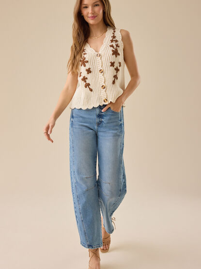 Edie Floral Knit Vest - TULLABEE
