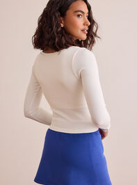 Power Move Fitted Top Detail 4 - TULLABEE
