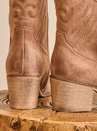 Remy Mini Western Booties Detail 4 - TULLABEE