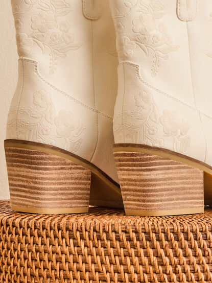 Melodi Western Booties - TULLABEE