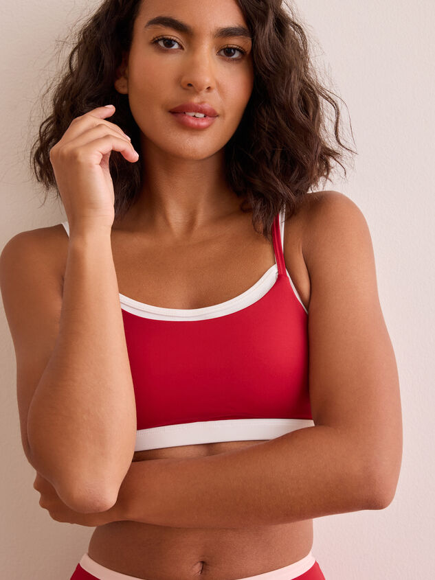 Power Pose Double Layer Sports Bra Detail 2 - TULLABEE