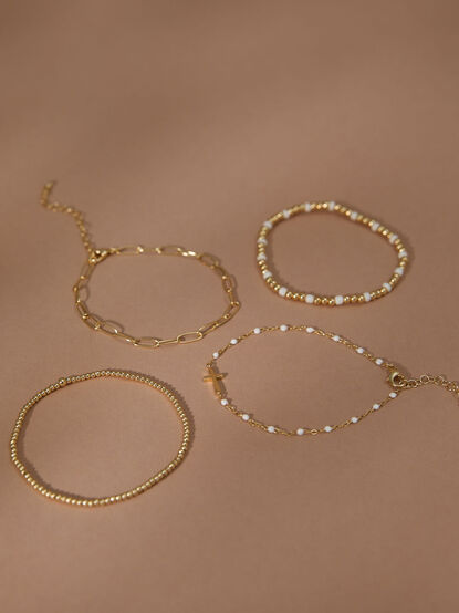 Pearl Cross Bracelet Set - TULLABEE