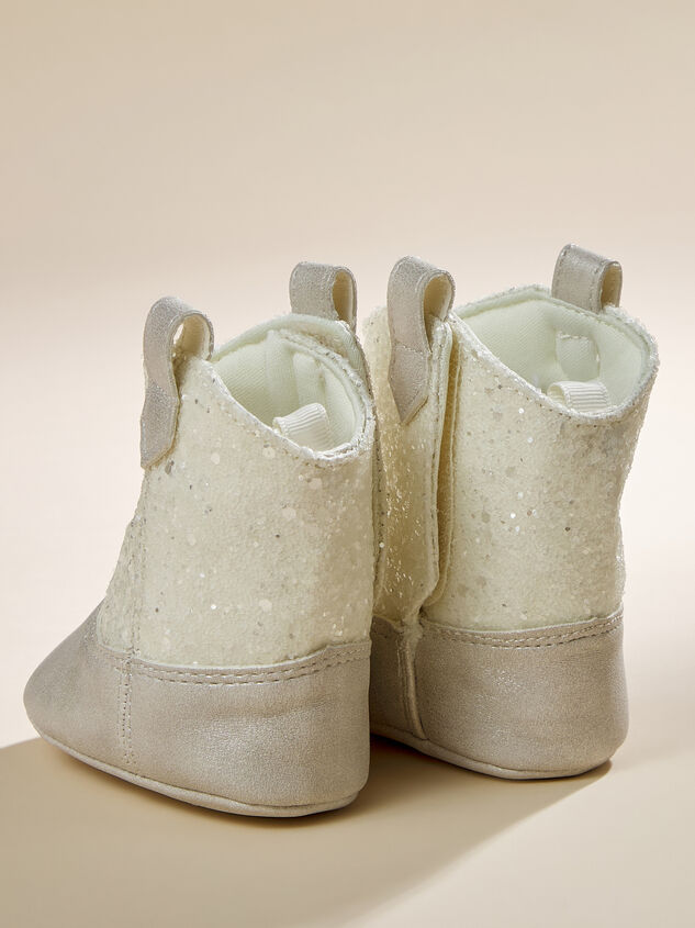 Missy Cowgirl Newborn Boots Detail 3 - TULLABEE