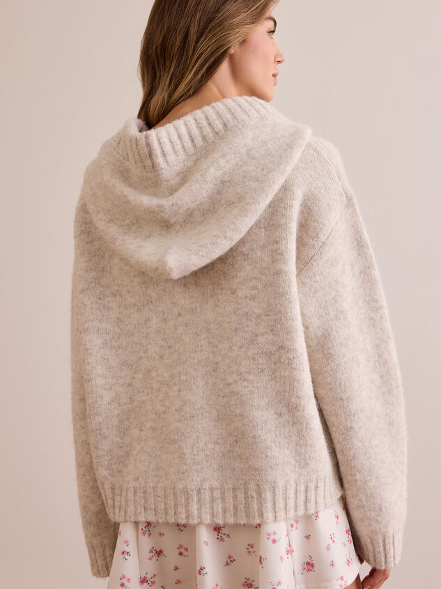 Harbor Hooded Sweater Detail 5 - TULLABEE