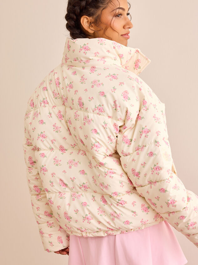 Frosted Wishes Floral Puffer Jacket Detail 4 - TULLABEE