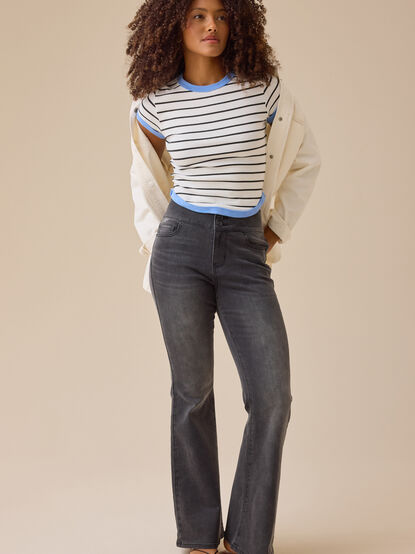 Hadlee 3 Button Jeans - TULLABEE