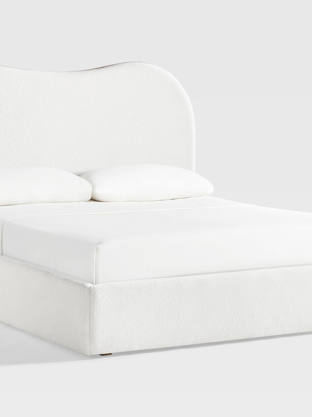 Peony Upholstered Bed Detail 3 - TULLABEE