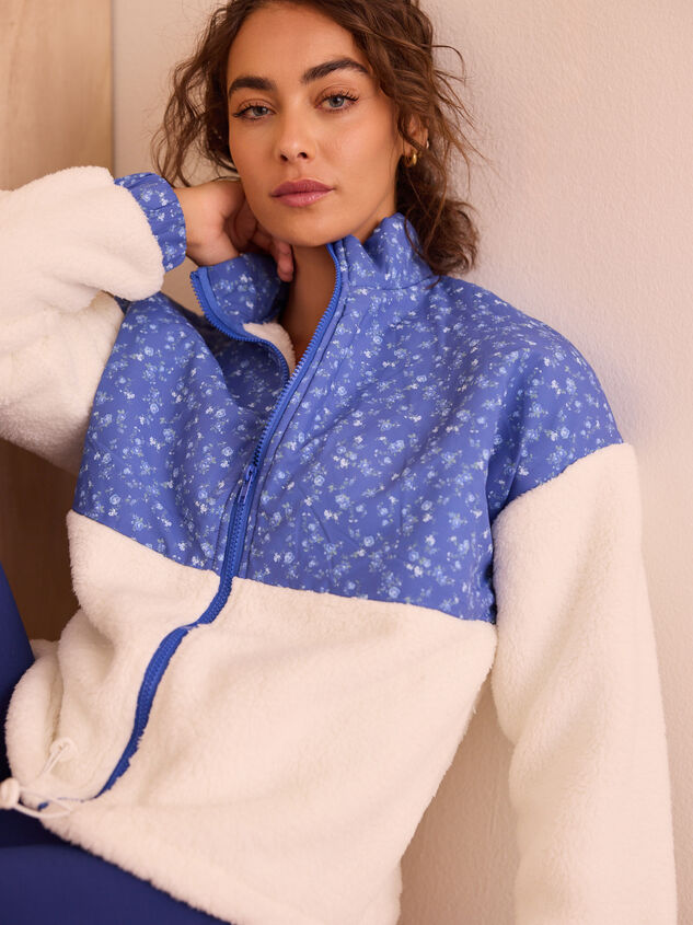 Wildflower Sherpa Zip Up Detail 3 - TULLABEE
