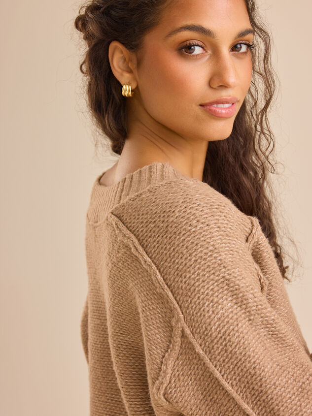 Joan V-Neck Boxy Sweater Detail 4 - TULLABEE